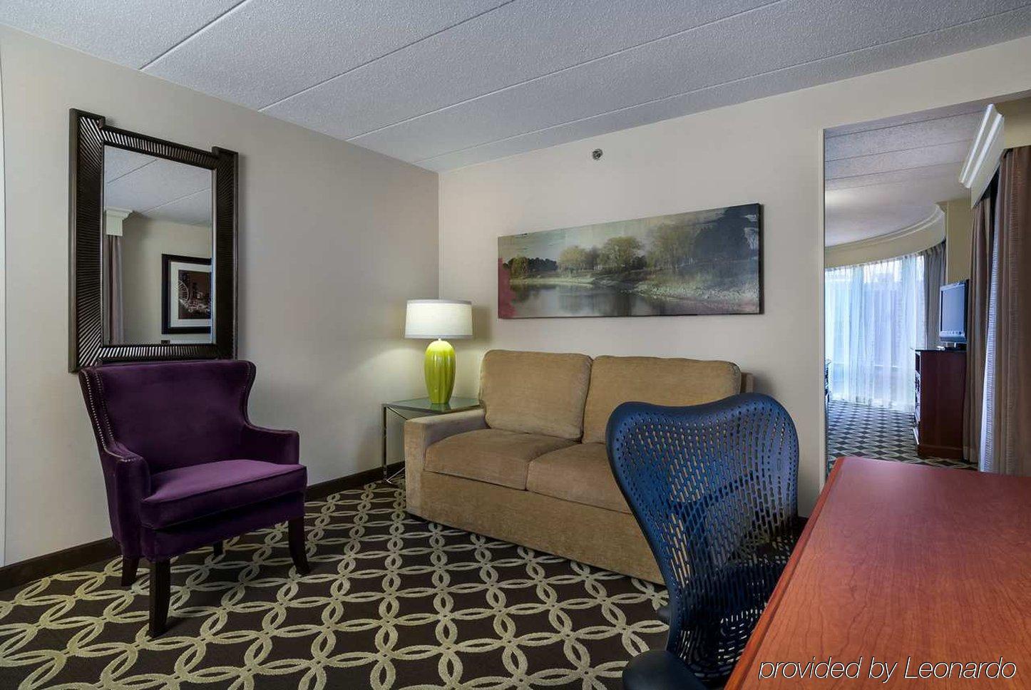 Hilton Garden Inn Evanston Exterior photo